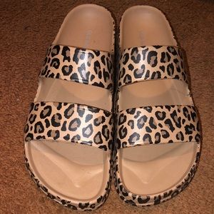 Cheetah double strap slides